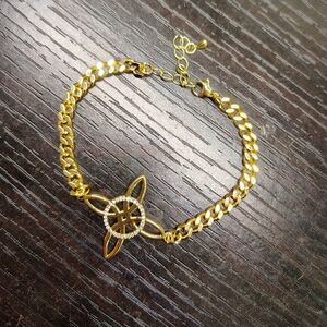 Elegant Gold and Brown Women's Bracelet